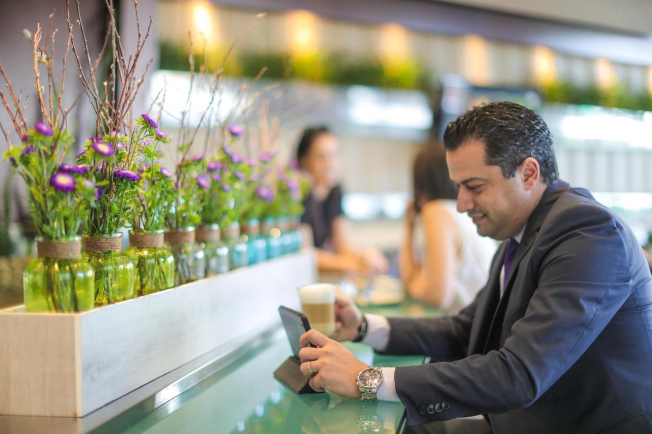 Raouche Arjaan By Rotana Aparthotel Beirute Exterior foto