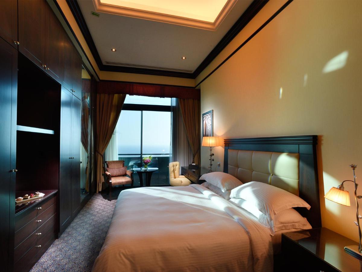 Raouche Arjaan By Rotana Aparthotel Beirute Exterior foto